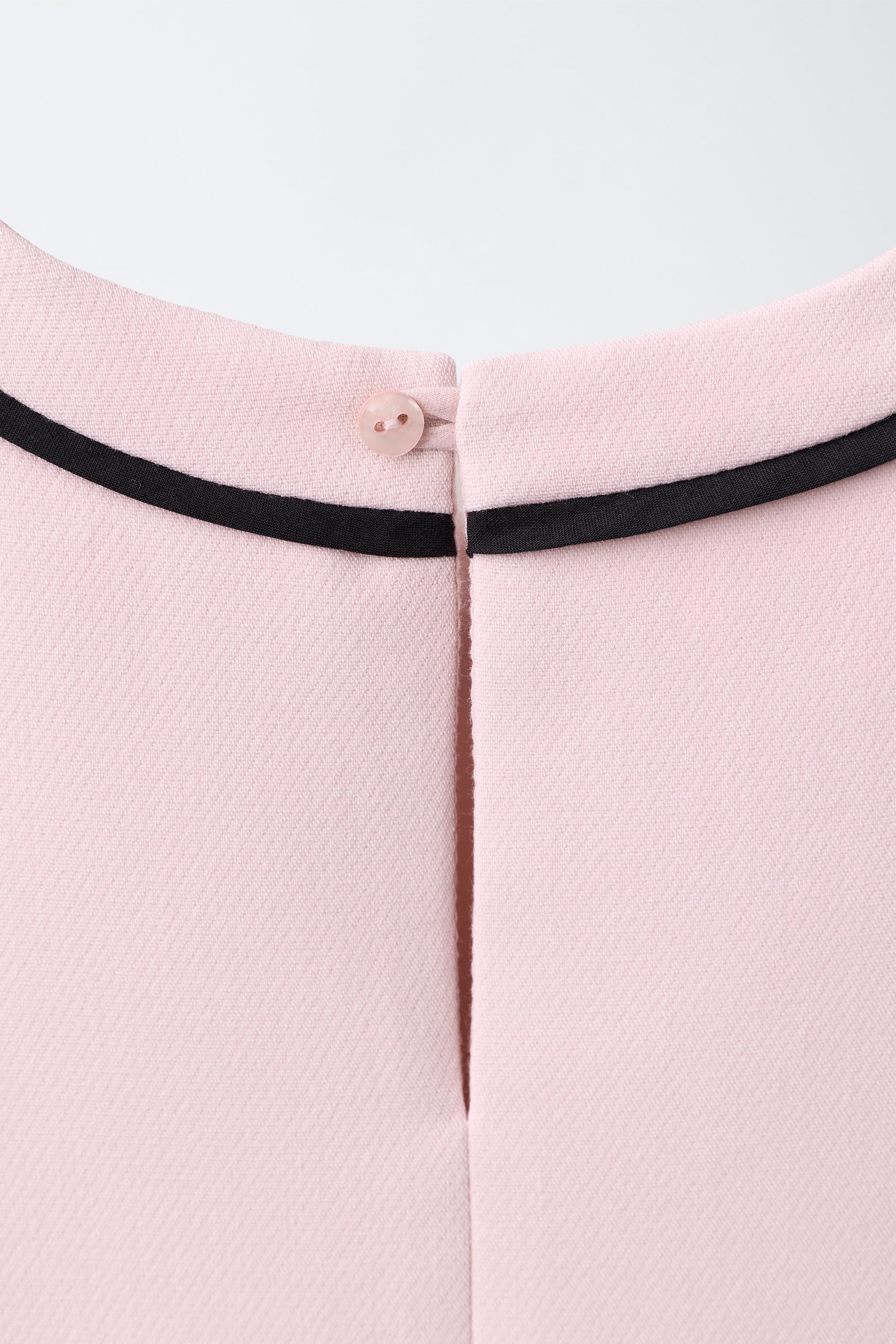 CONTRAST PIPING AND BOW DRESS